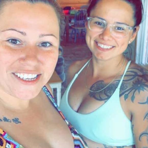 Meet your Posher, Tiffany - Picture 1 of 1